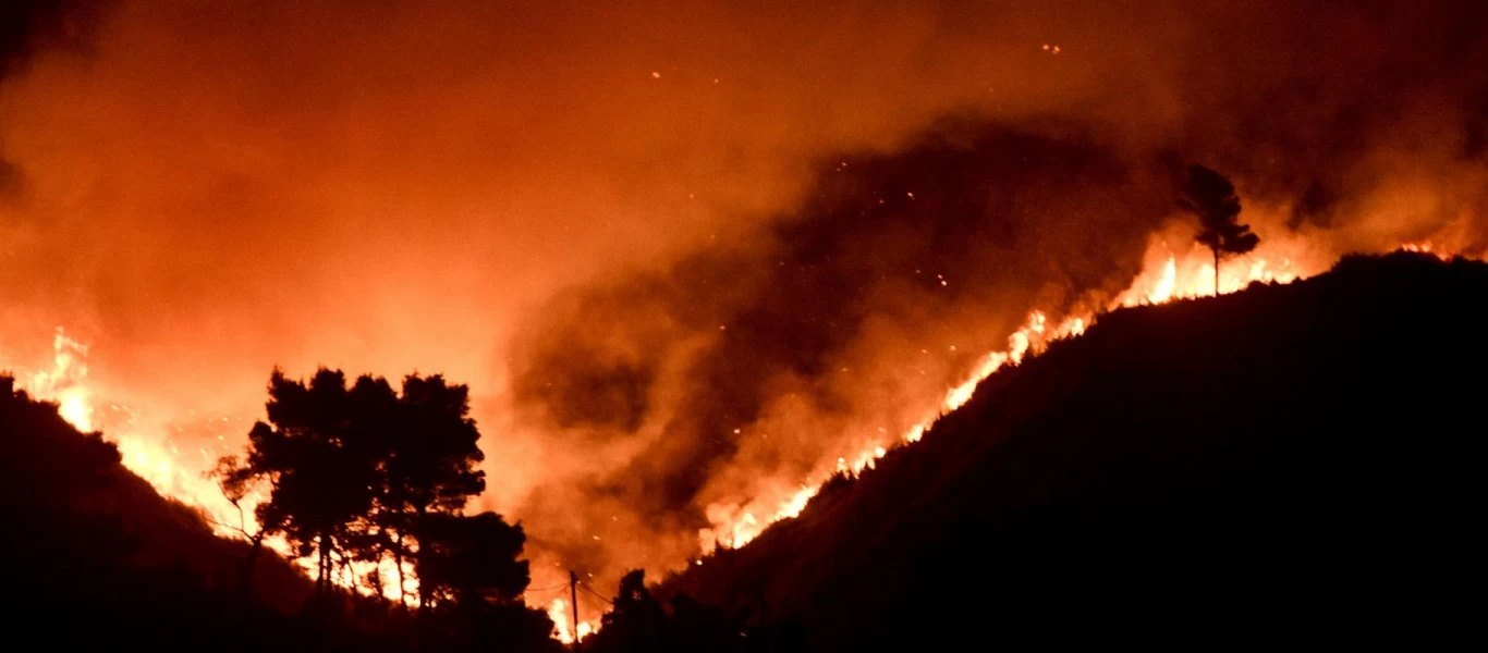 Ανεξέλεγκτη η φωτιά στην Ηλεία: Νέες αναζωπυρώσεις προς το δρόμο Λάλα - Νεμούτας